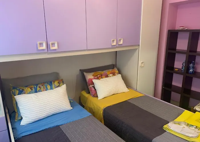 Pisa Train Station Guest House