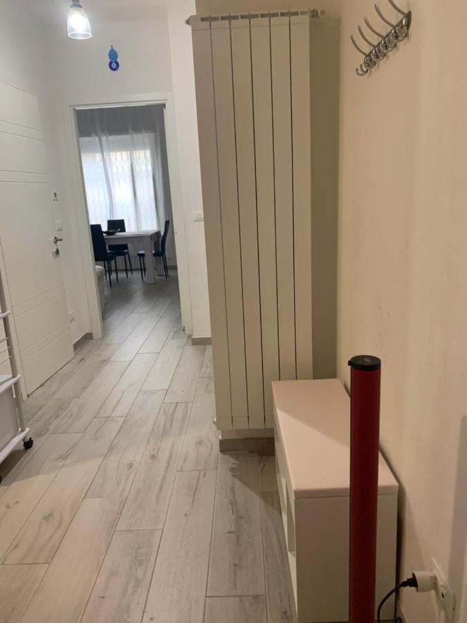 Train Station Apartment *